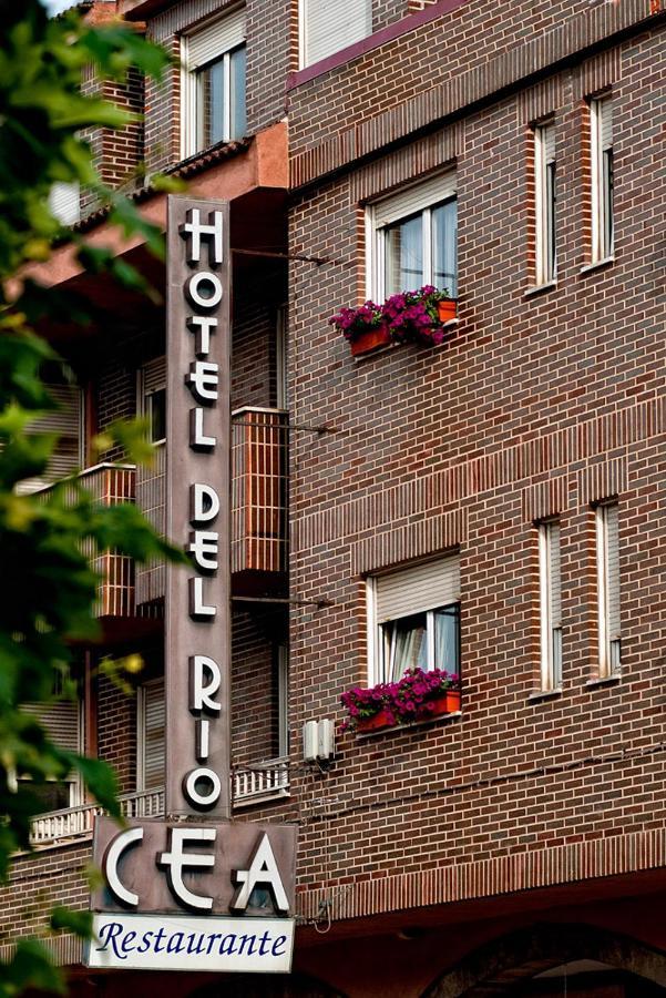 Hotel Rio Cea Puente Almuhey Eksteriør billede