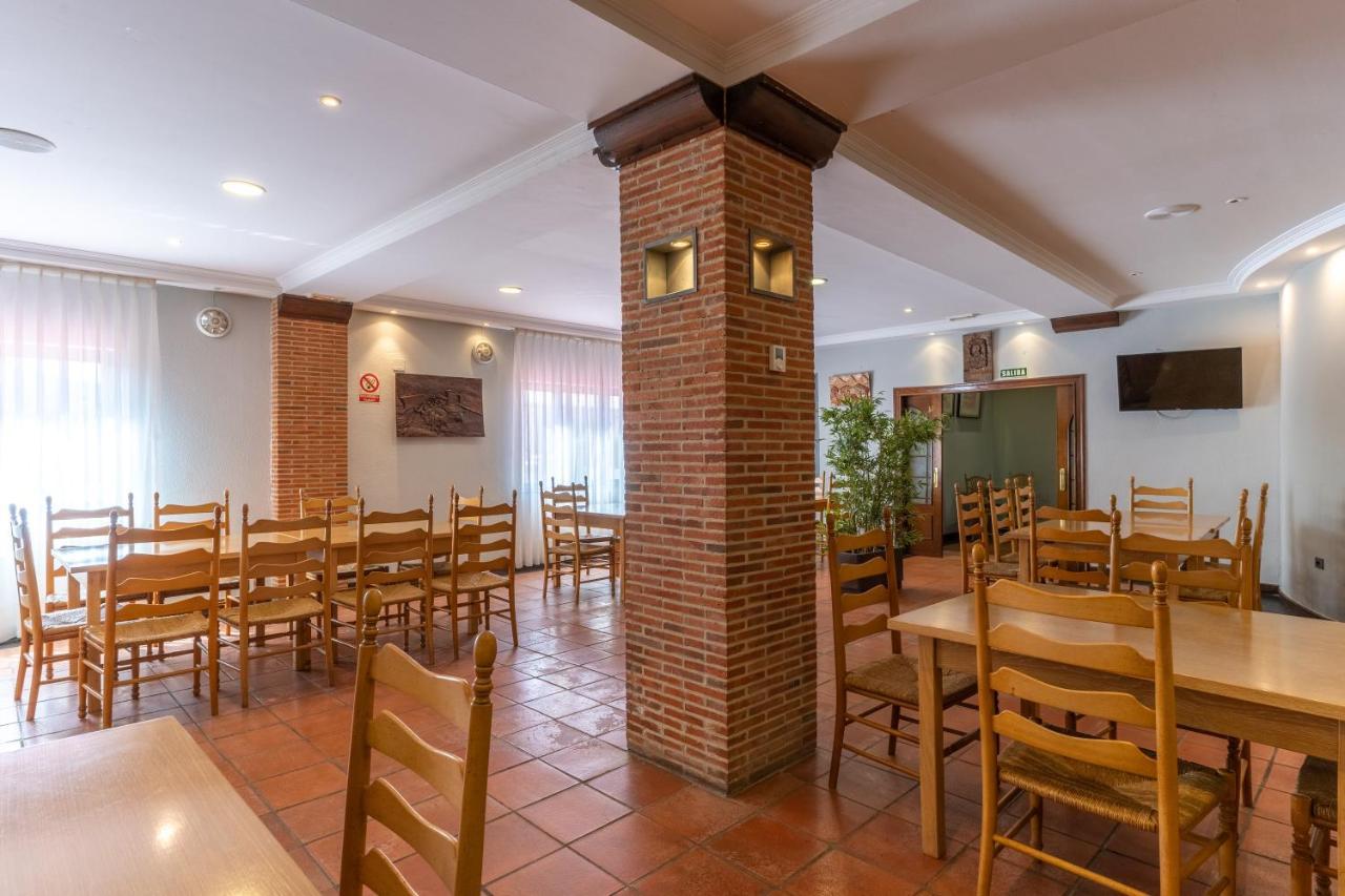 Hotel Rio Cea Puente Almuhey Eksteriør billede