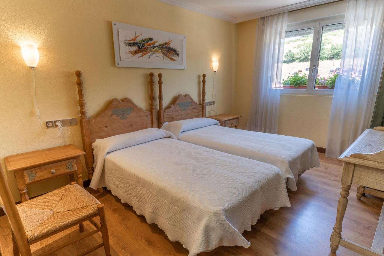 Hotel Rio Cea Puente Almuhey Eksteriør billede