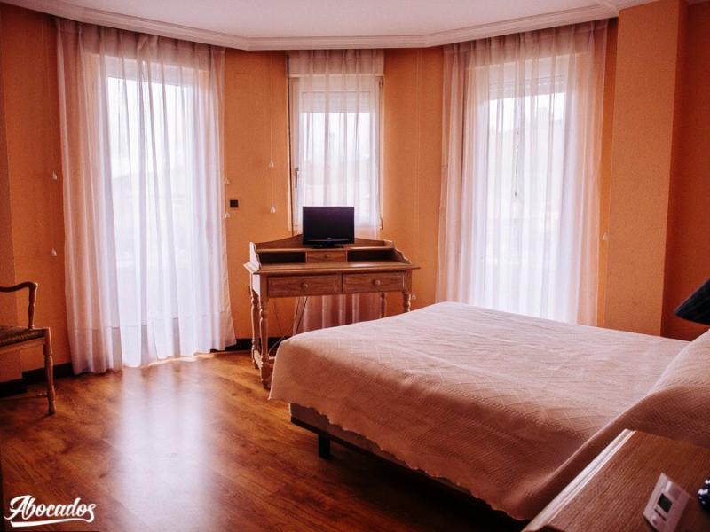 Hotel Rio Cea Puente Almuhey Eksteriør billede