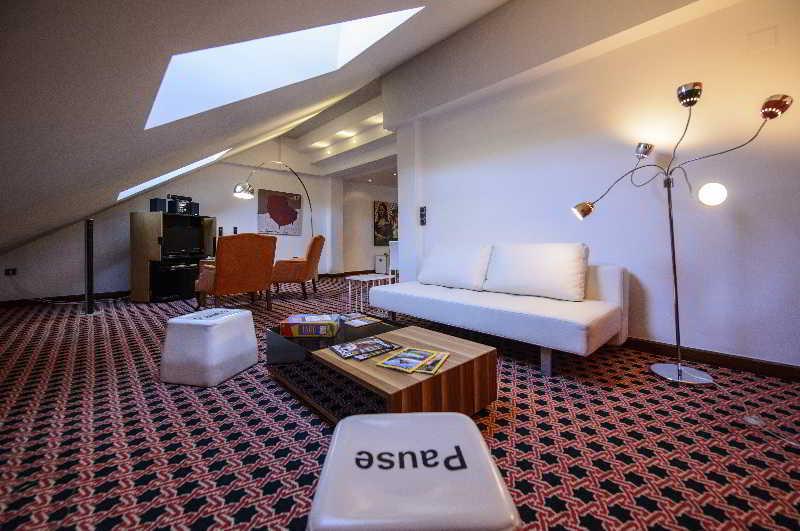 Hotel Rio Cea Puente Almuhey Eksteriør billede