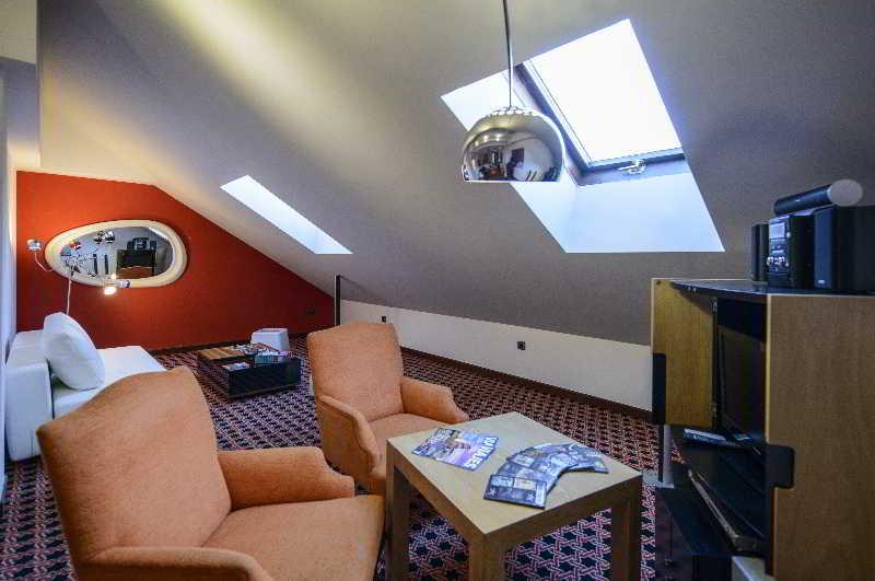 Hotel Rio Cea Puente Almuhey Eksteriør billede